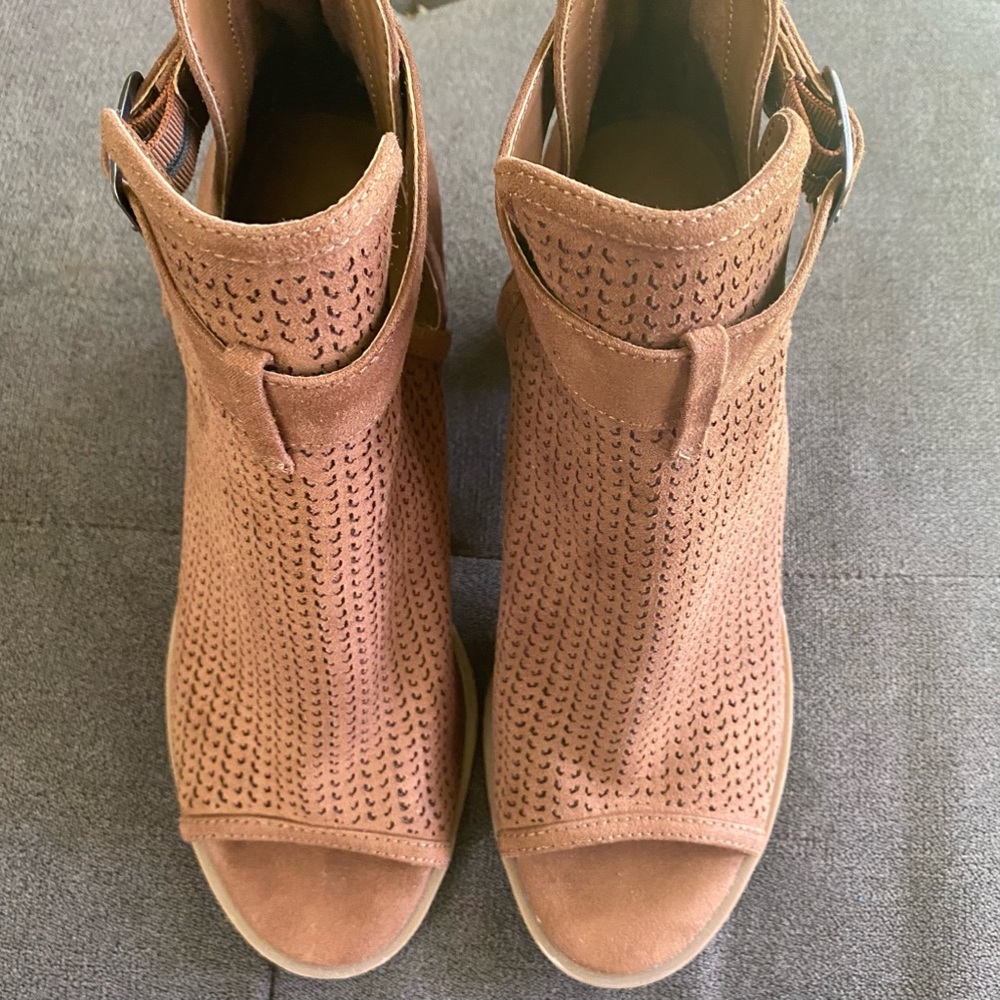 Universal Thread Open Toe Bootie Heels